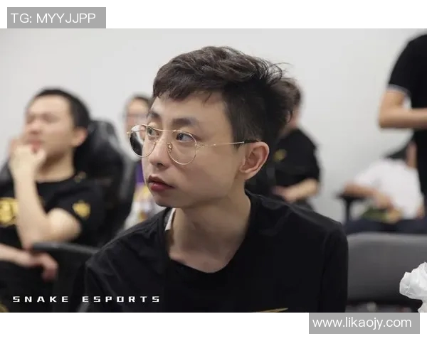 电竞实时数据分析LNG在CSGO比赛中的防守反击表现及其得失总结实时数据